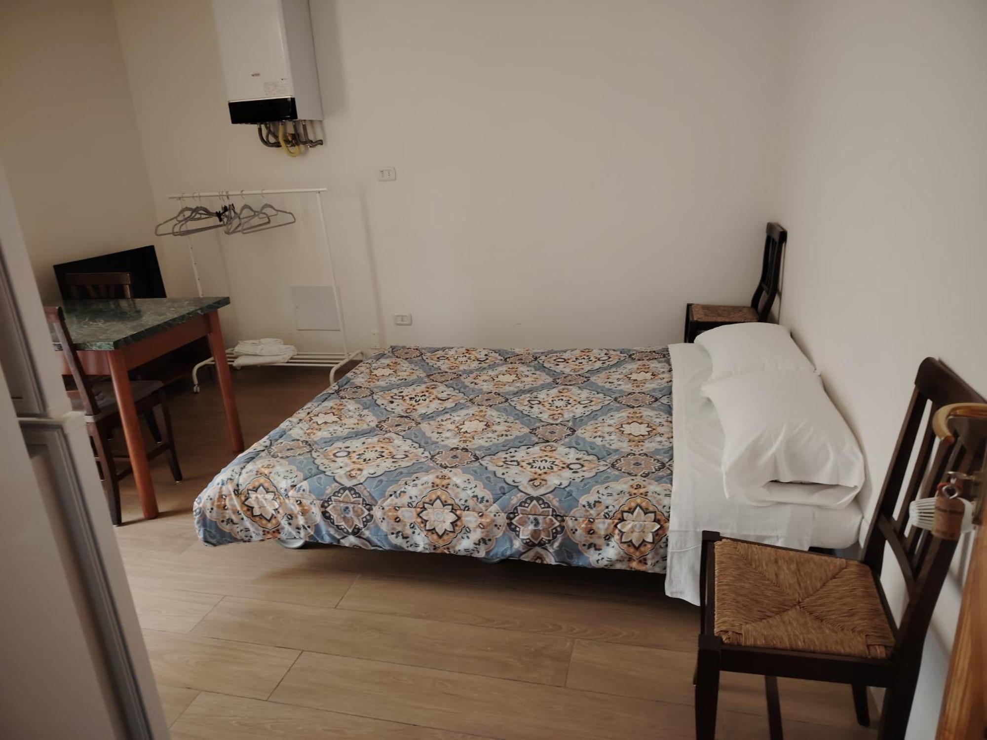 Casa Paradigna Парма Экстерьер фото